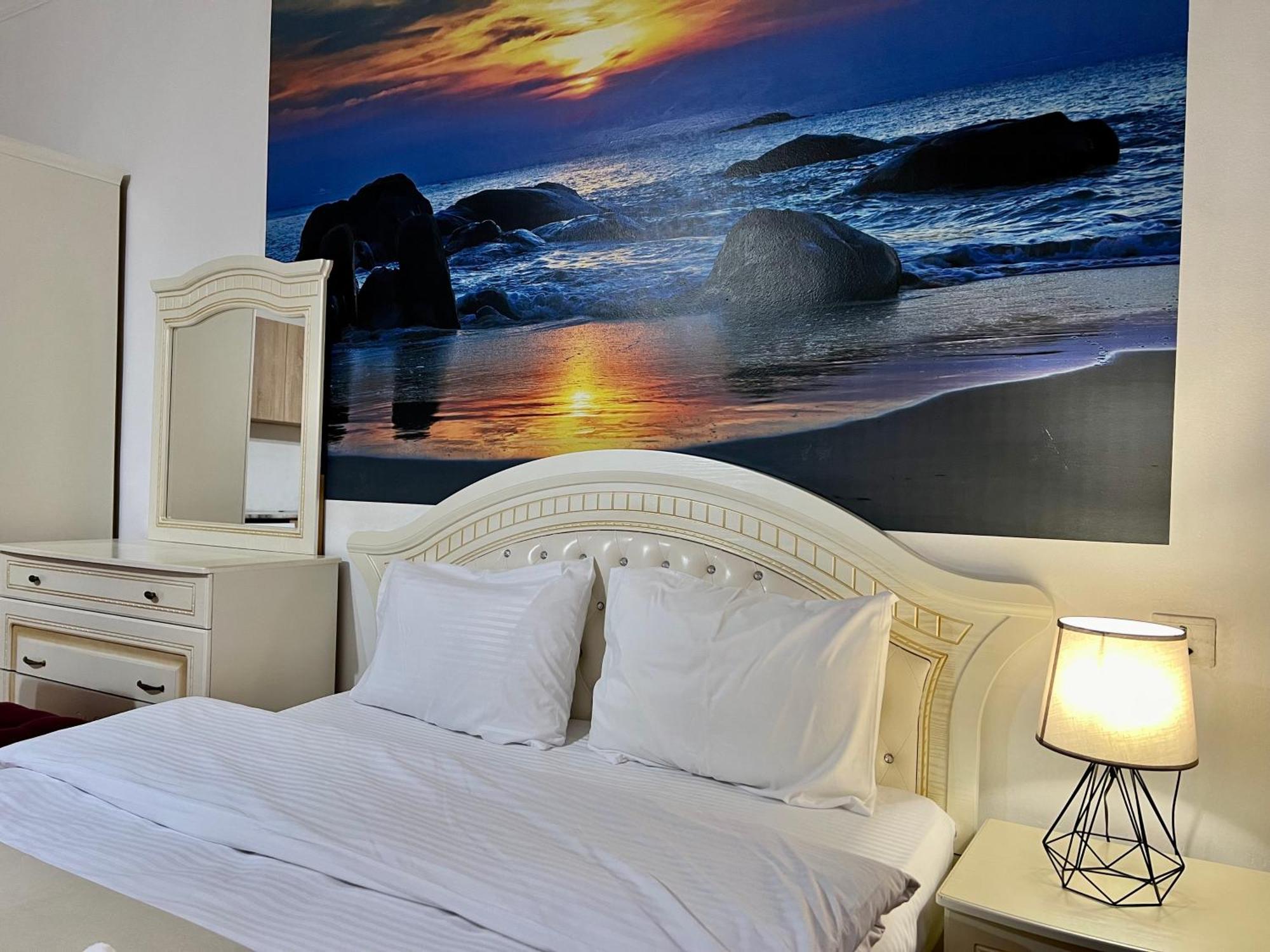 Family Hotel Ереван Экстерьер фото
